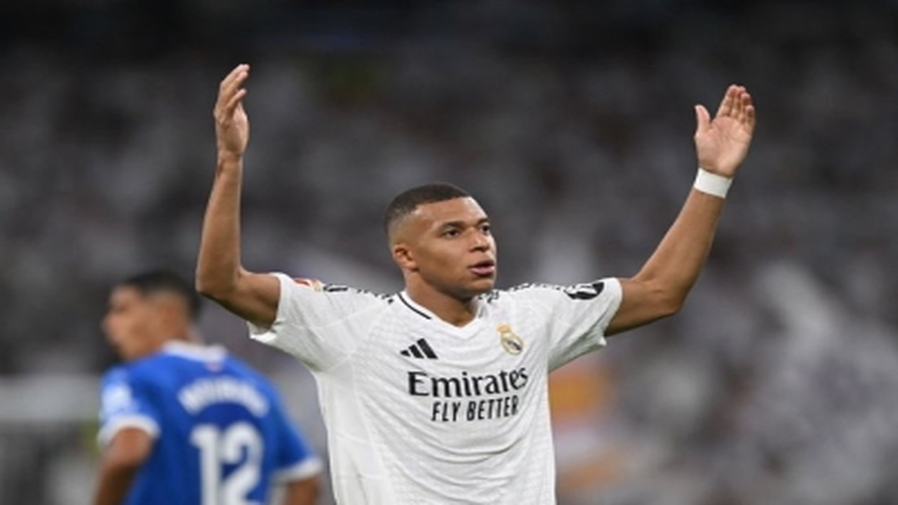 مواجهة قوية.. ريال مدريد يفكر في إشراك مبابي بنهائي السوبر الإسباني